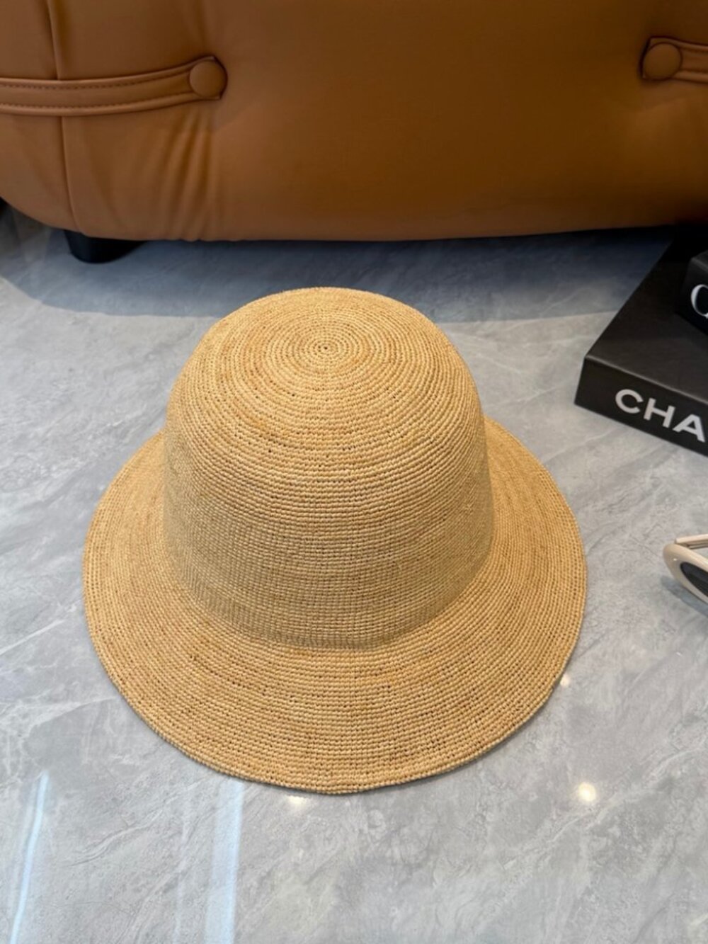 LOEWE Anagram Raffia Bucket Hat Straw Tan Leather Logo Sun Hat - Picture 6 of 7